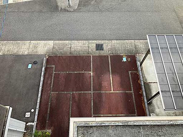 駐車場を拡大表示