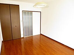 セレスト瀬の川 103 1階1Kのリビング/ダイニング