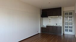 アームズ皆実 503 5階3LDKのリビング/ダイニング