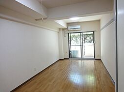 フォーラム牛田本町 208 2階ワンルームのリビング/ダイニング