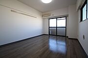 同物件別室です。