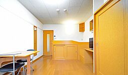 レオパレスChambre S 203 2階1Kのリビング/ダイニング