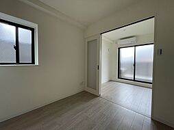 グレース十日市 501 5階1LDKのリビング/ダイニング