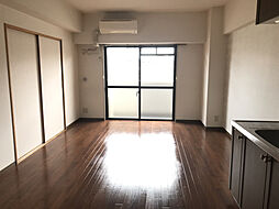 メゾン山田 402 4階2LDKのリビング/ダイニング