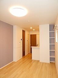 ドゥ　プラシード 302