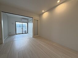 S-RESIDENCE鶴見町altano 702 7階1LDKのリビング/ダイニング