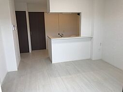 ユニヴァリィ長束西 102 1階1LDKのリビング/ダイニング