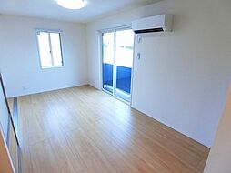 フェリーチェ亀山　A棟 104 1階1LDKのリビング/ダイニング