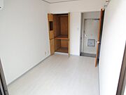 同物件、別号室のものです。