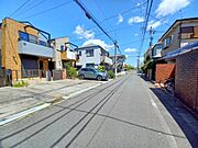 望に優れ開放感と陽射しを堪能できるワイドバルコニー