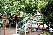 裕和幼稚園まで1063m
