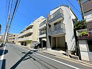 リフォーム済で室内大変キレイですまるで新築のような美しい仕上がりながら、立地や価格は中古物件の魅力