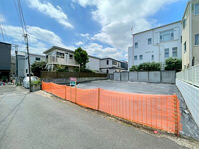 外観：住まう人の理想をかたちにした注文住宅。間取りや設備、素材にまでこだわり抜いた住まいは、暮らすほどに満