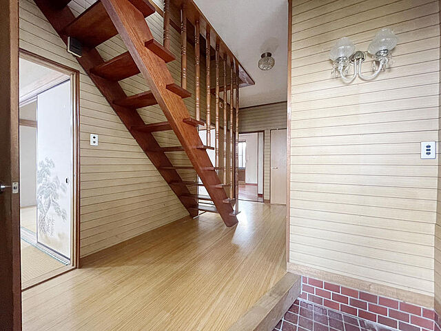 室内 八王子市横川町