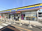 ミニストップ元八王子2丁目店まで390ｍ