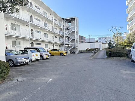平面駐車場 月額8,000円(空き状況要確認)