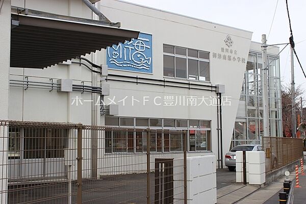 画像28:豊川市立御津南部小学校 763m