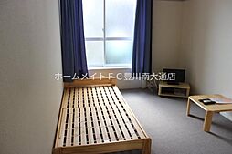 レオパレスルナ 2階1Kのリビング/ダイニング