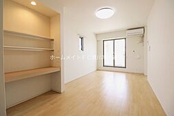 フェアリーテイルII 2階1LDKのリビング/ダイニング