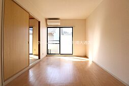 アーバンエスポア 2階2DKのリビング/ダイニング