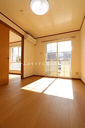 エレガンシャトー　Ｂ 1階2DKのリビング/ダイニング