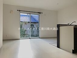 ルチアーノ 1階2LDKのリビング/ダイニング