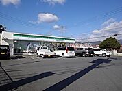 ファミリーマート三河一宮店 477m
