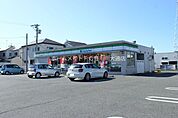 ファミリーマート豊川牛久保通店 1115m