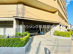 10 / 30