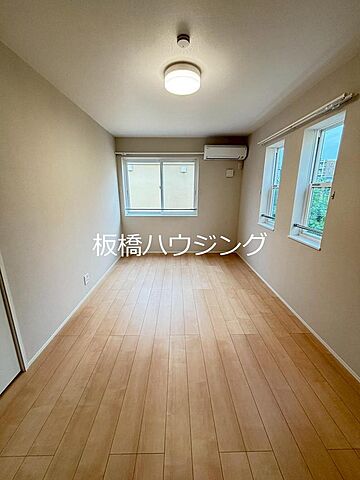 寝室