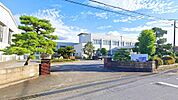 米原市立坂田小学校まで約600m