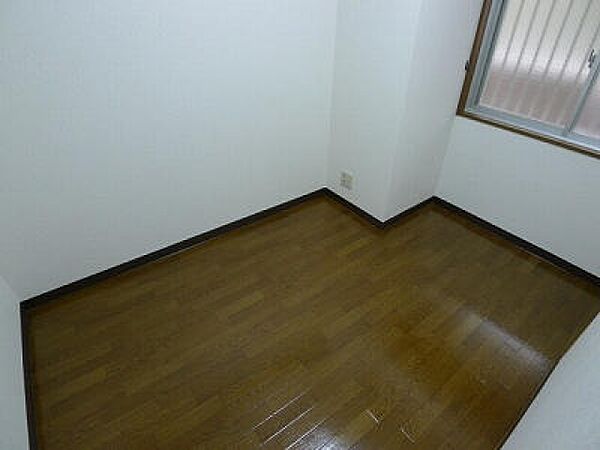 apartment 栃木県宇都宮市上大曽町650-63
上大曽町の賃貸情報を見る
物件地図