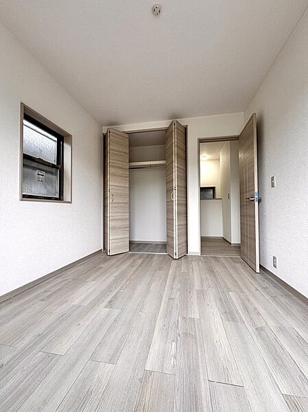 洋室を拡大表示