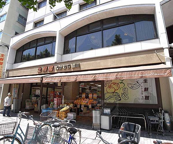 生鮮館なかむら 堀川店まで200m 新鮮な食品が手に入ります