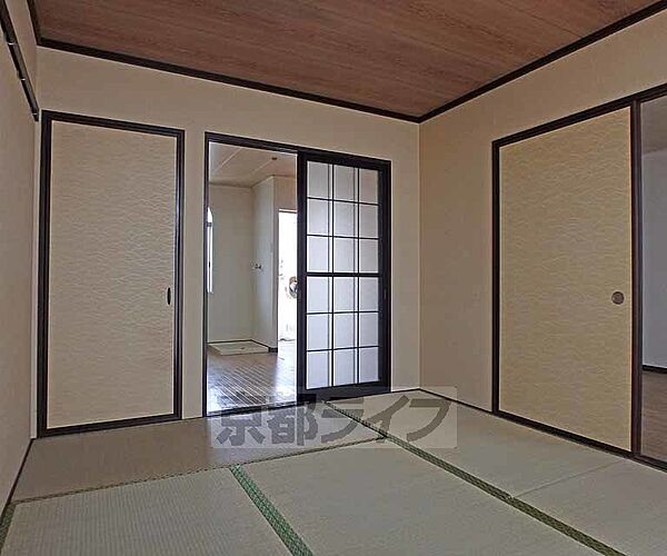 画像22:落着きのある和室です。