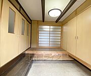 広々とした玄関です。