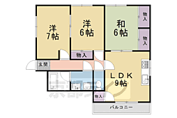 レジデンスレビー 2階