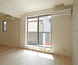 Ｒ−Ｇｒａｎｔｓ東舟岡 2階1LDKのリビング/ダイニング