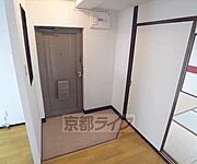 広い玄関です