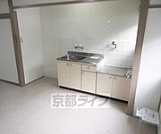 広々
