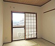 採光のよい和室です。