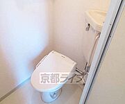 清潔感のあるトイレです