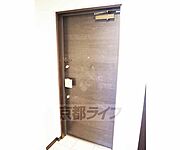 玄関のドアです。