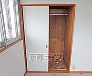 天井高で大容量のクローゼットです。