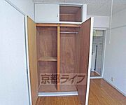 幅のあるクローゼットです。