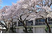 練馬区立南が丘中学校まで1427m