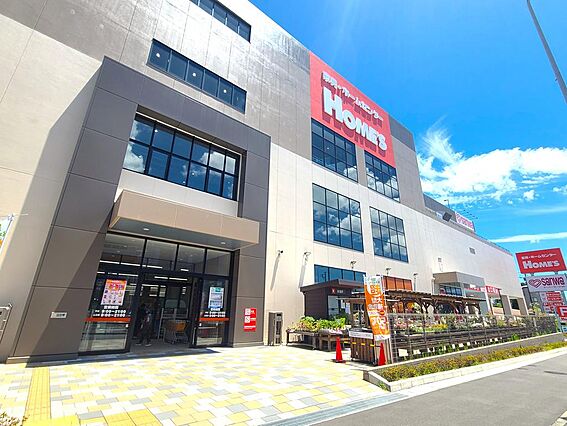 島忠ホームズ横...