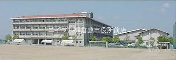 画像18:倉敷市立連島南中学校 438m