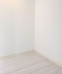 フォンス目白 102 1階ワンルームのリビング/ダイニング