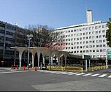 日本大学医学部附属板橋病院 621m
